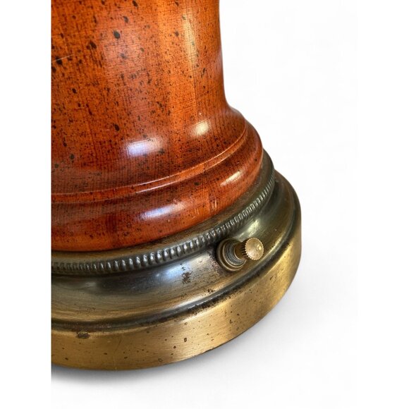 Vintage Mid Century Brass & Wood Table Lamp With Harp & Finial - Picture 4 of 10